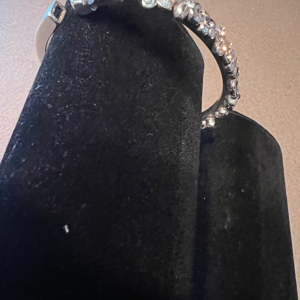 Brighton bangle bracelet. Silver tone, size medium - Picture 2 of 6